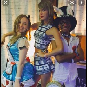 Line & Dot Aztec 2 Piece Set (Taylor swift)